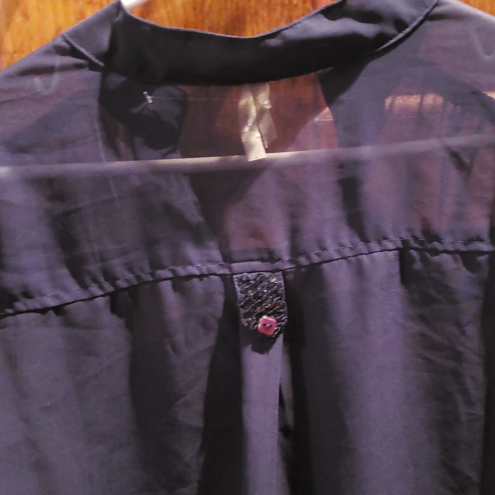 Blouse - Picture 3 of 4